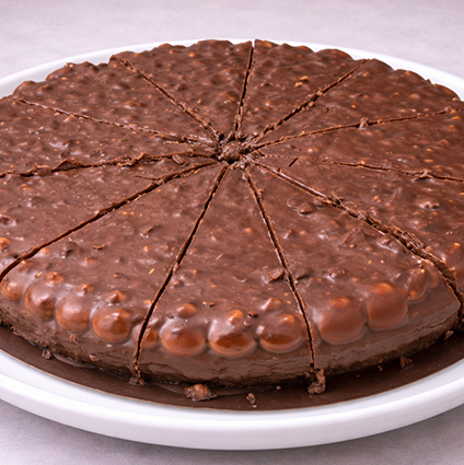 19Pastel de chocolate con trozos crujientes